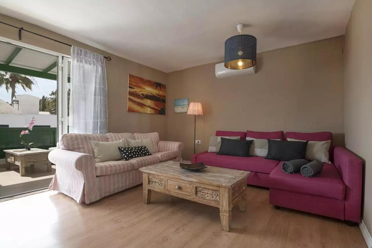Apartment House Of Palm *