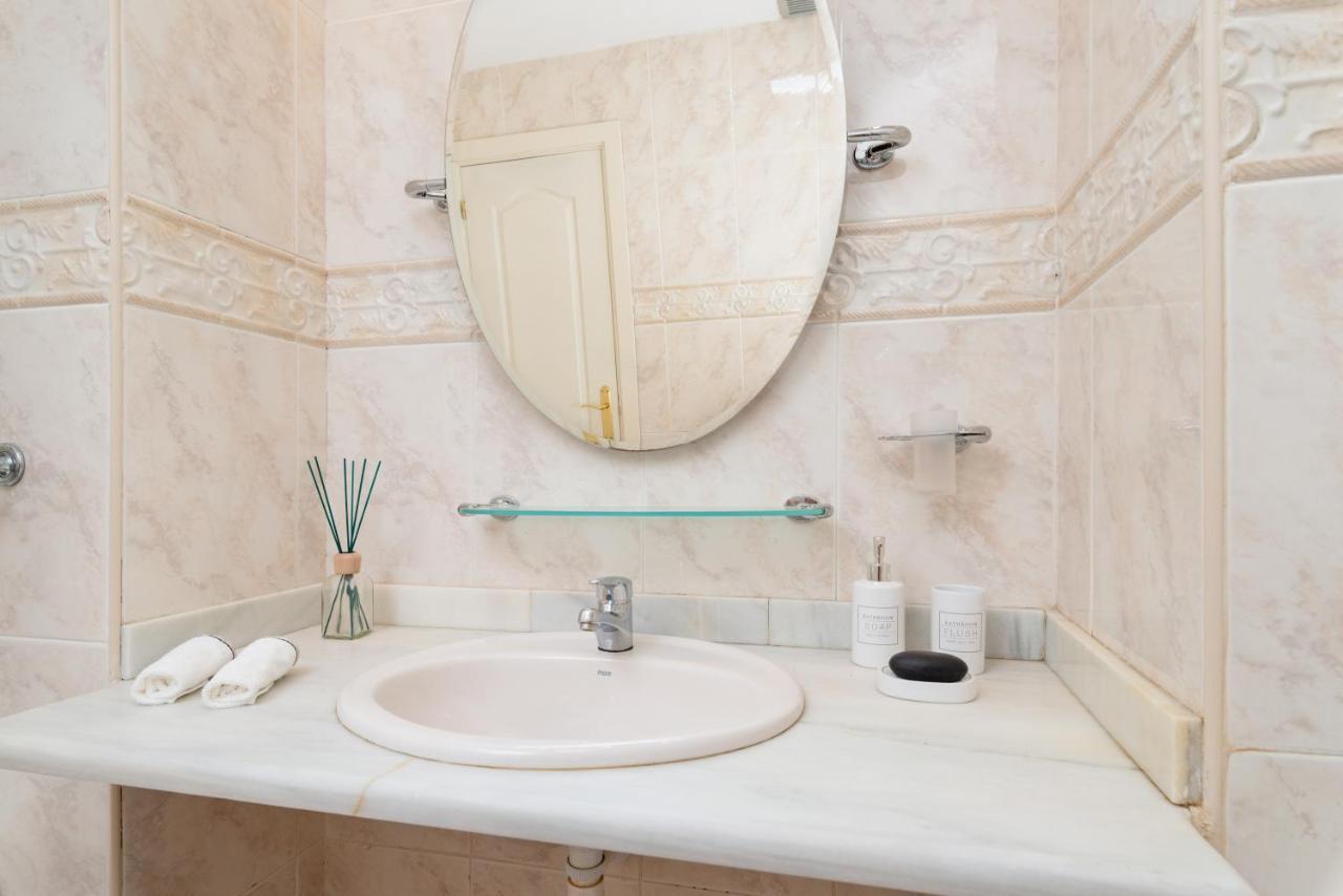 Fee4me: First Line Luxury Arrecife (Lanzarote)