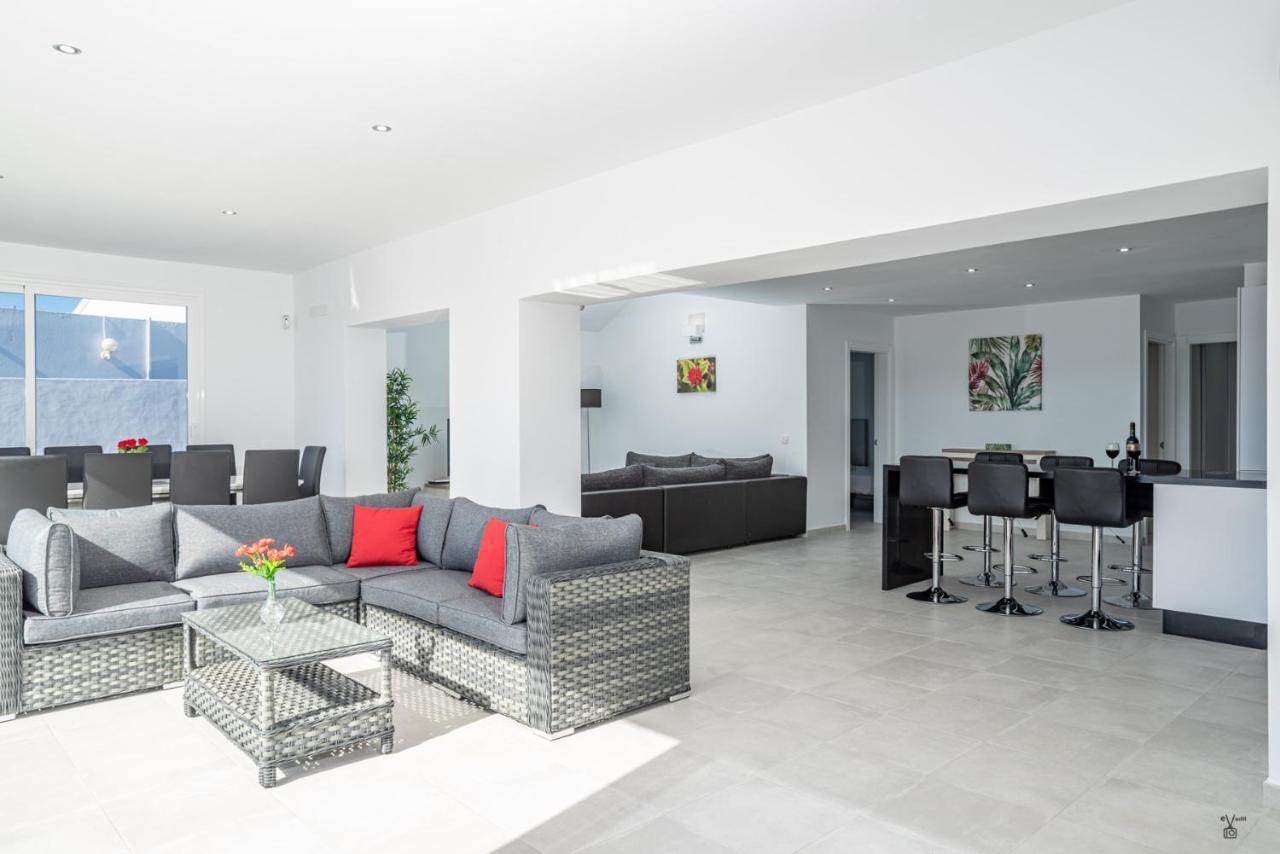 Rossa - Now - Lh215 By Now Ltd Villa *