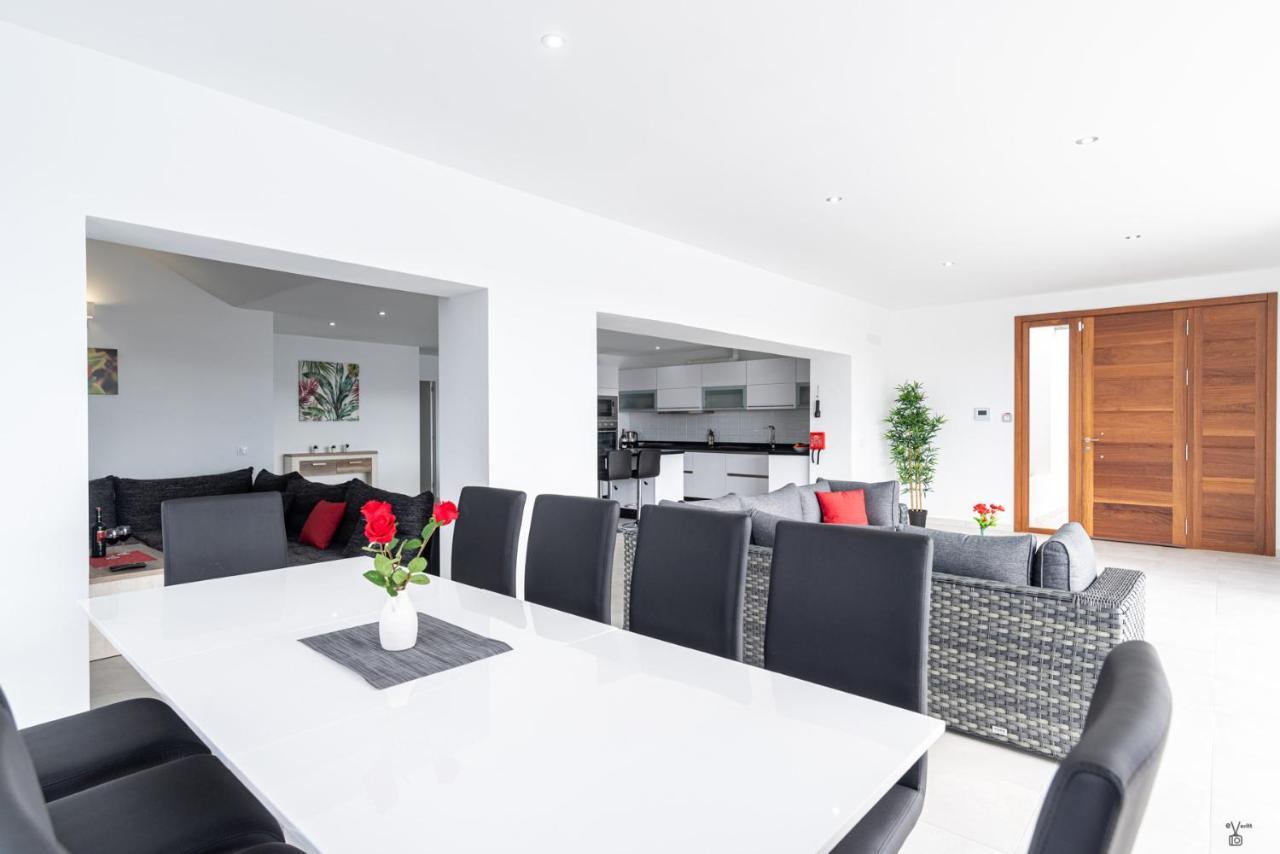 Rossa - Now - Lh215 By Now Ltd Villa *