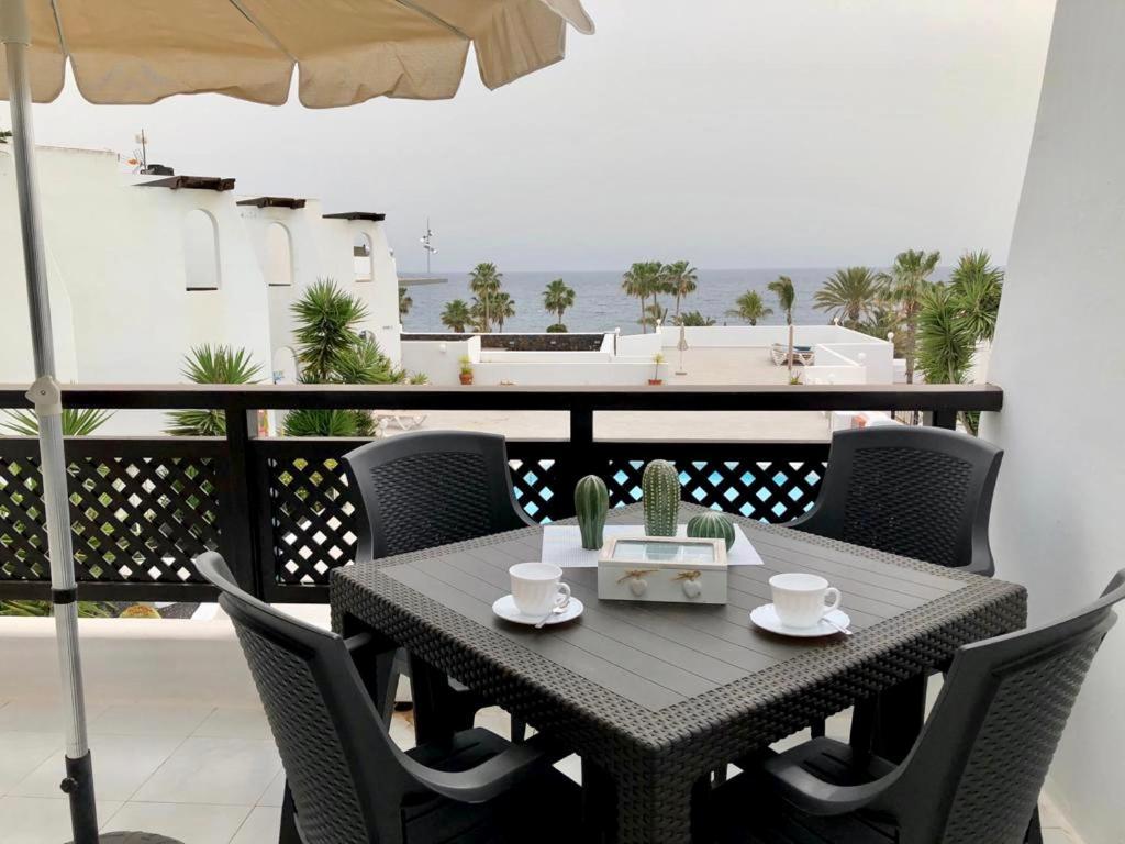 Los Arcos Apartment. Sea View Tias