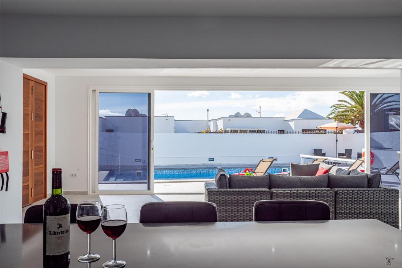Villa Rossa - Now - Lh215 By Now Ltd