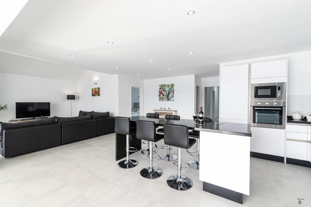 Villa Rossa - Now - Lh215 By Now Ltd