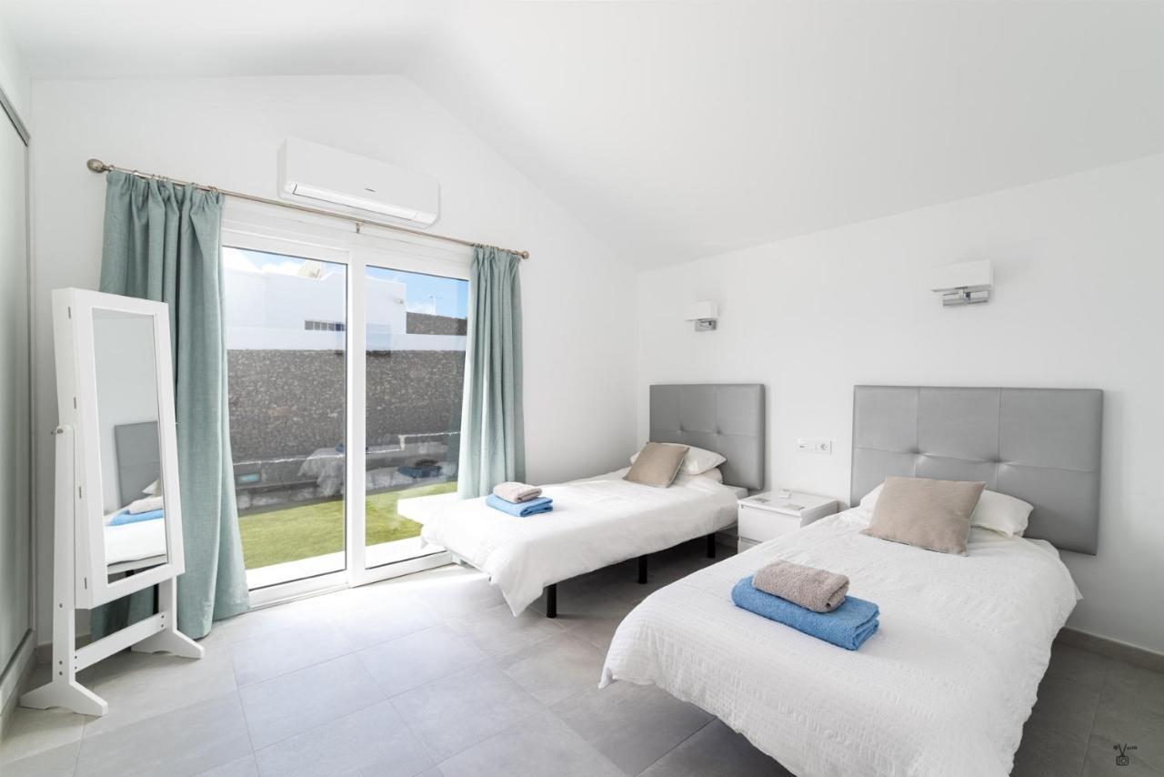 Rossa - Now - Lh215 By Now Ltd Villa *
