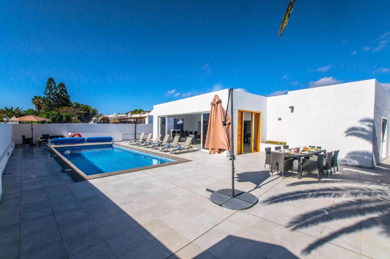 Rossa - Now - Lh215 By Now Ltd Villa