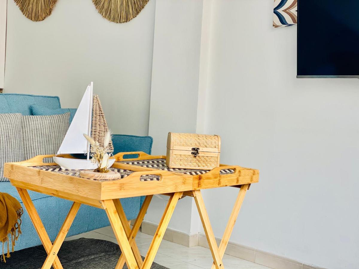 Canaryislandshost L Surfer Apartment