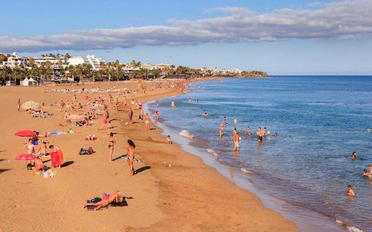 Los Arcos Apartment. Sea View Apartment *