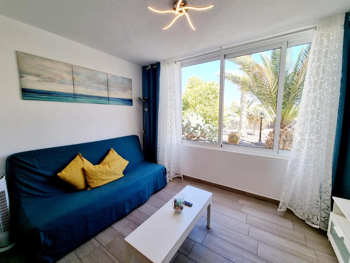 Dino 10 Playa Roca Apartment Costa Teguise