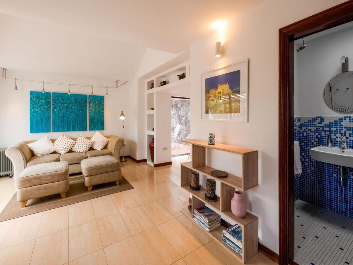 Belvilla By Oyo Aloe Villa