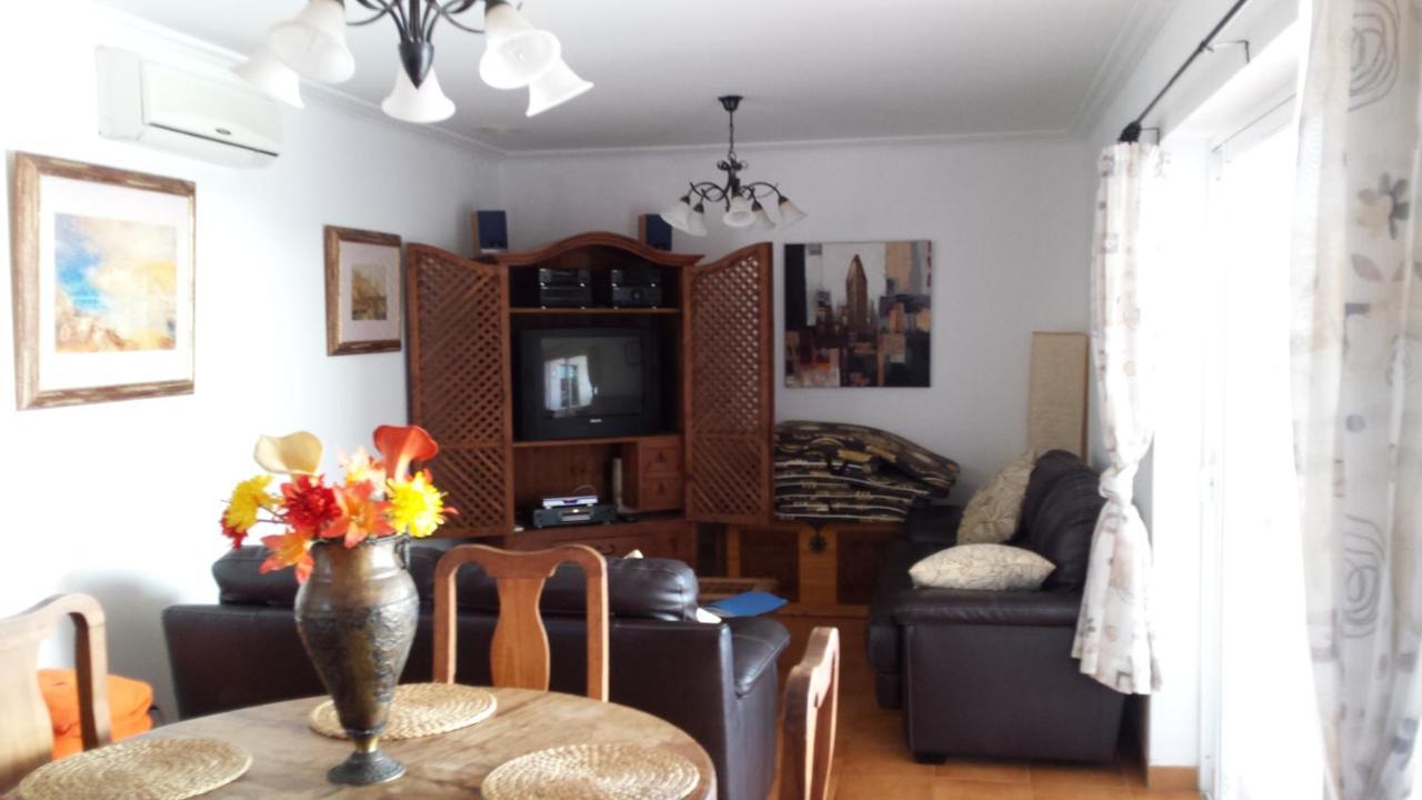 Extremely Private Villa, Heated Pool & Jacuzzi, Pool Wet Bar, Great Views.