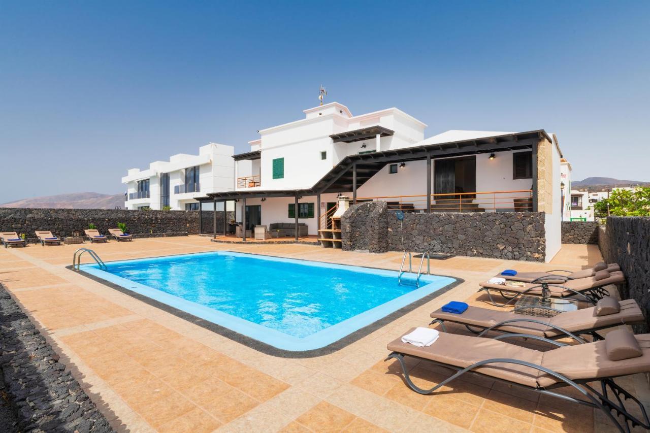 Villa Adelina *