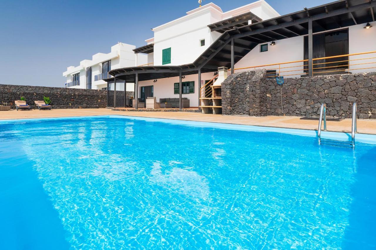 Villa Adelina *