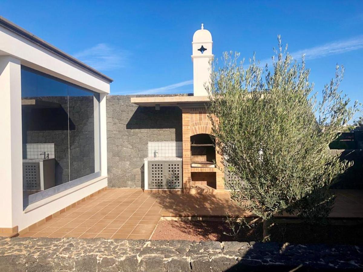 Villa Charming In Playa Blanca With Private Pool *