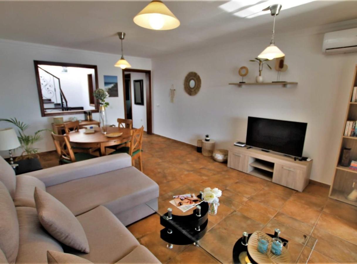 Villa Casa Vacacional Con Piscina Climatizada El Cobre 22 Playa Blanca (Lanzarote)