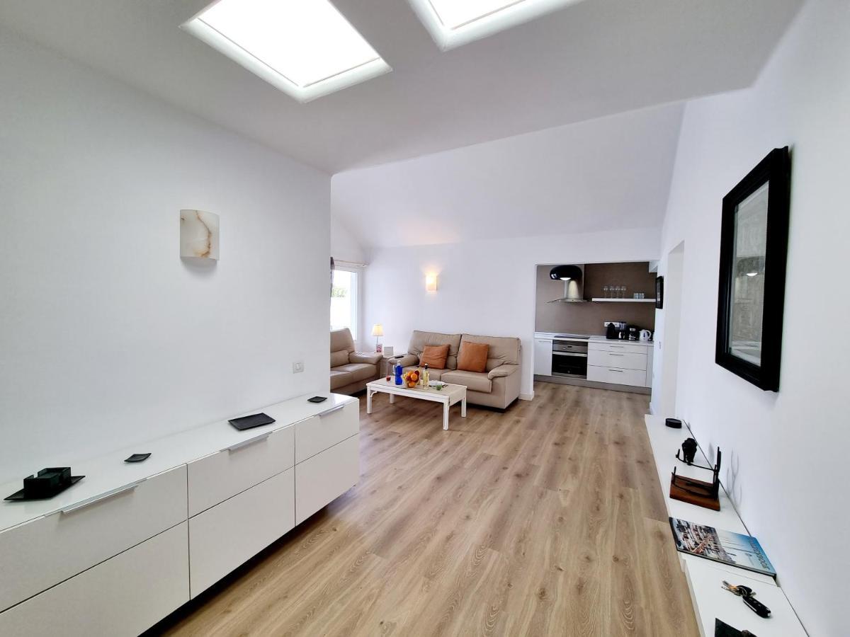 Apartamento Luxury Coral First Line Of The Sea Playa Honda (Lanzarote)