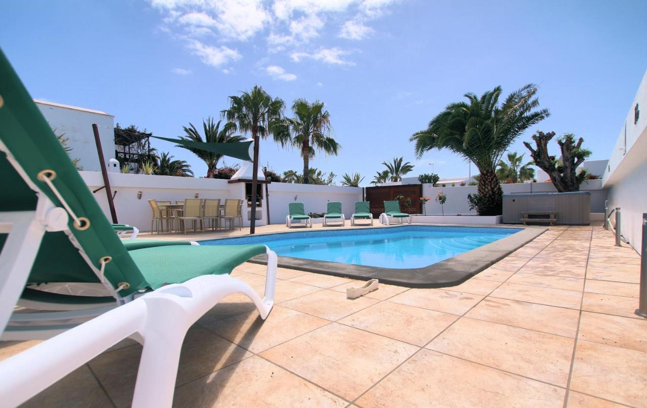 Joel Puerto Del Carmen Villa Tias