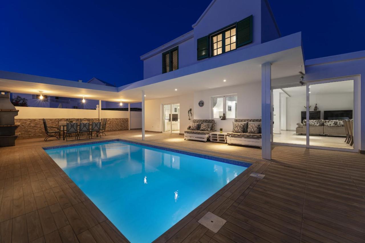 Villa Deluxe en Puerto del Carmen Villa *