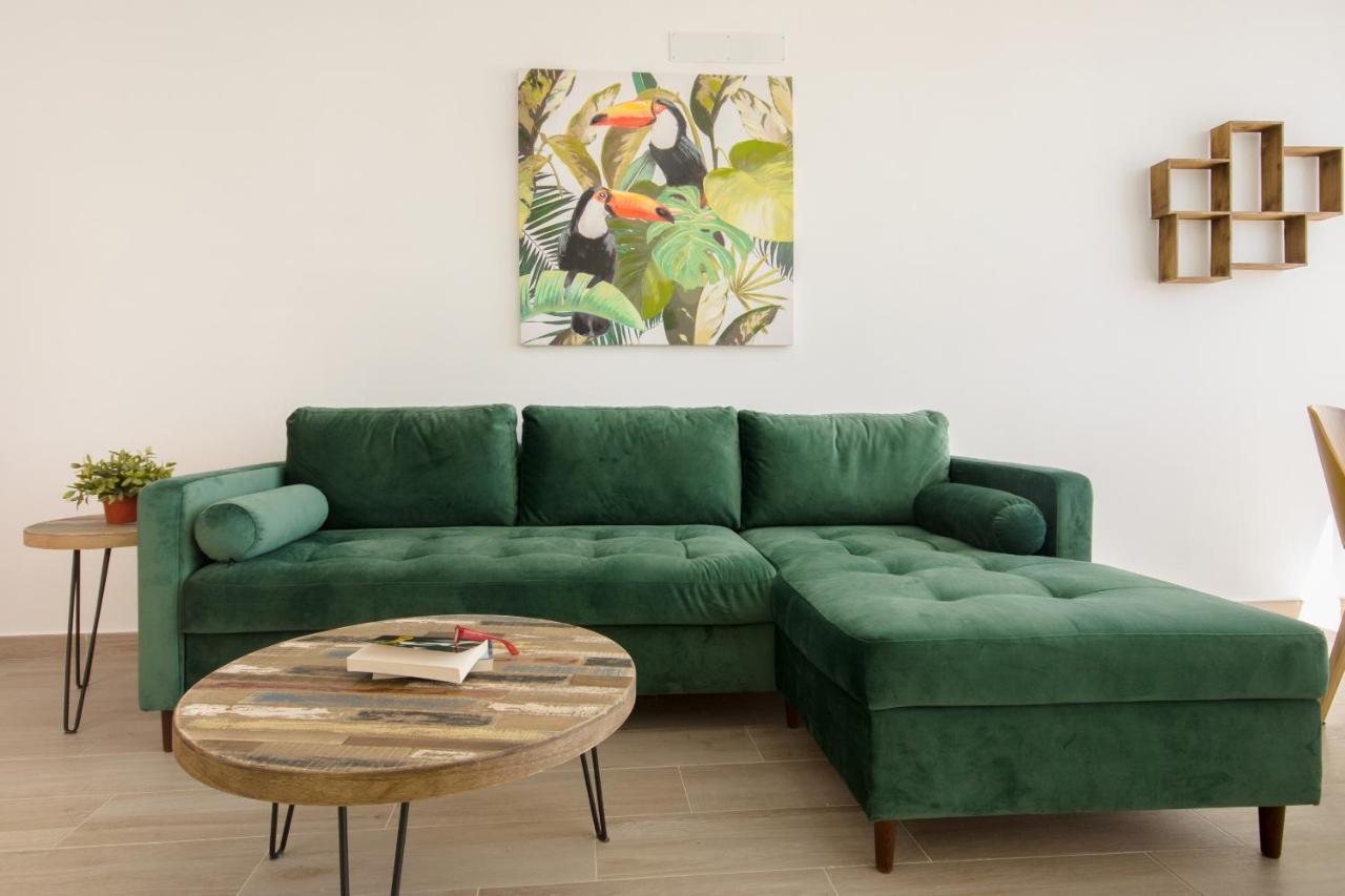 Orange Volcano Apartment, Free Access To The Fariones Sports Center