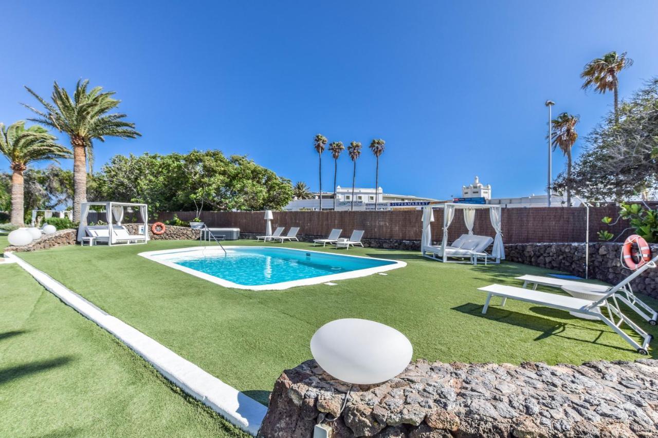New Lanzasuites Villa