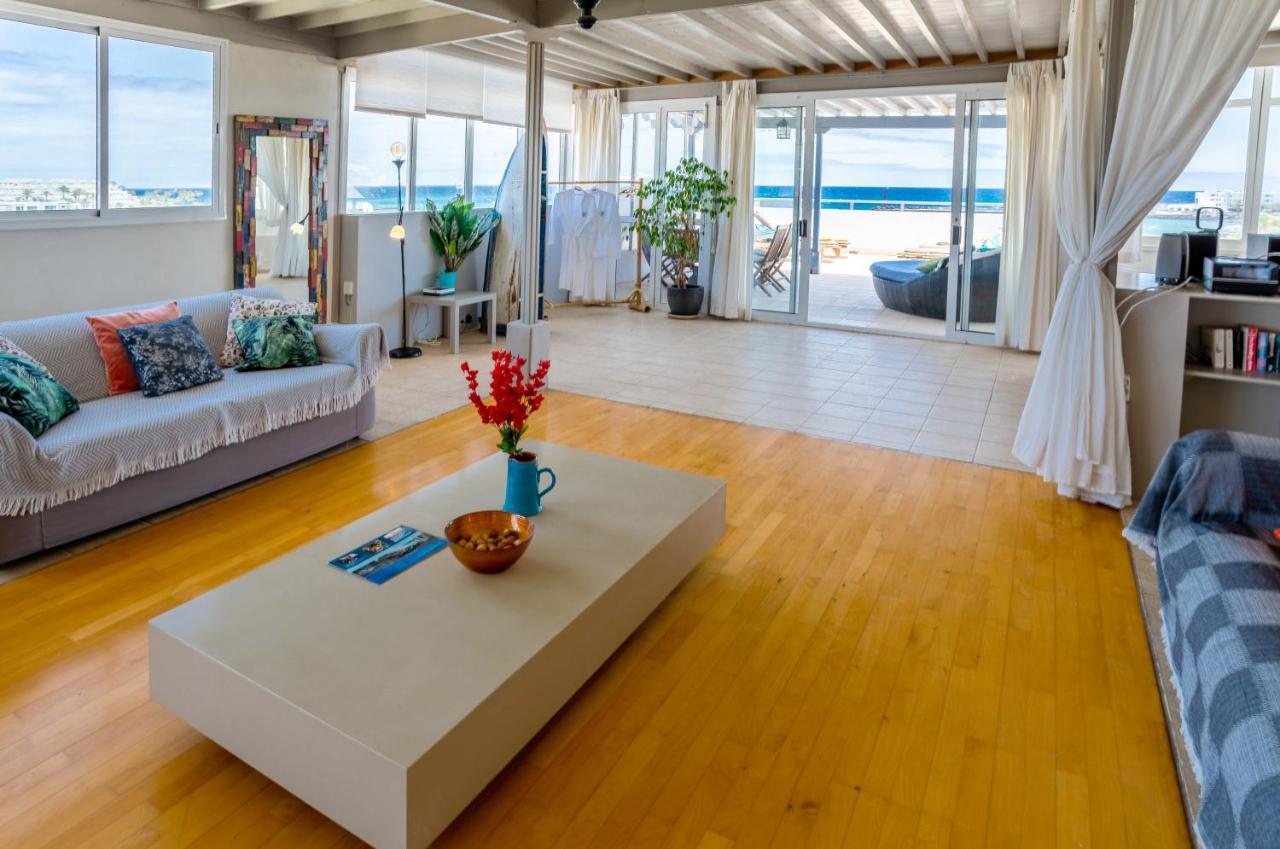 Ocean View Penthouse - Location - 100m To The *