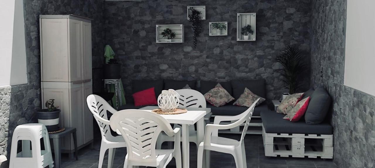 Yale Apartamento Tías