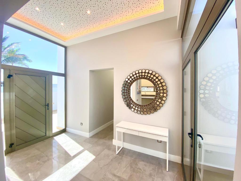 Luxury Olivia 3 Beds - 3 Baths Villa *