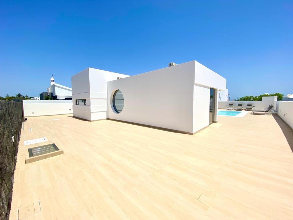 Luxury Olivia 3 Beds - 3 Baths Villa Puerto del Carmen (Lanzarote)