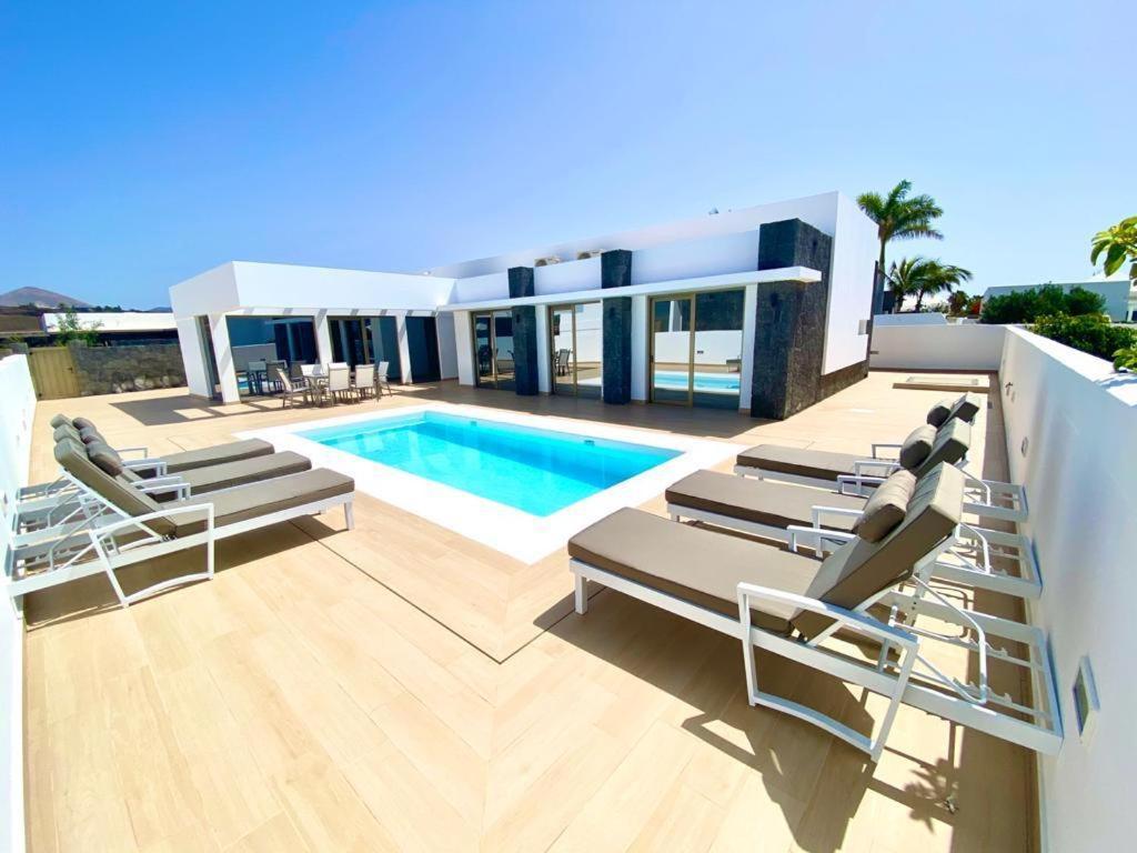 Luxury Olivia 3 Beds - 3 Baths Puerto del Carmen (Lanzarote)
