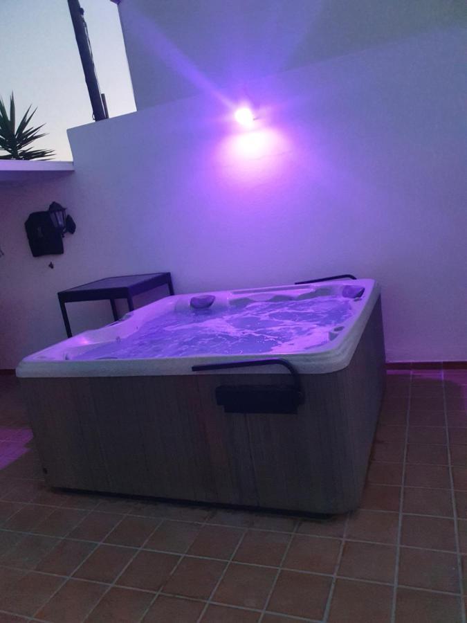 Fun Family Villa-crazy Golf Course-heated Pool-cocktail Bar-jacuzzi-games Room-wifi &uk Tv Villa *