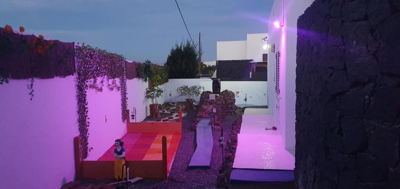 Fun Family Villa-crazy Golf Course-heated Pool-cocktail Bar-jacuzzi-games Room-wifi &uk Tv