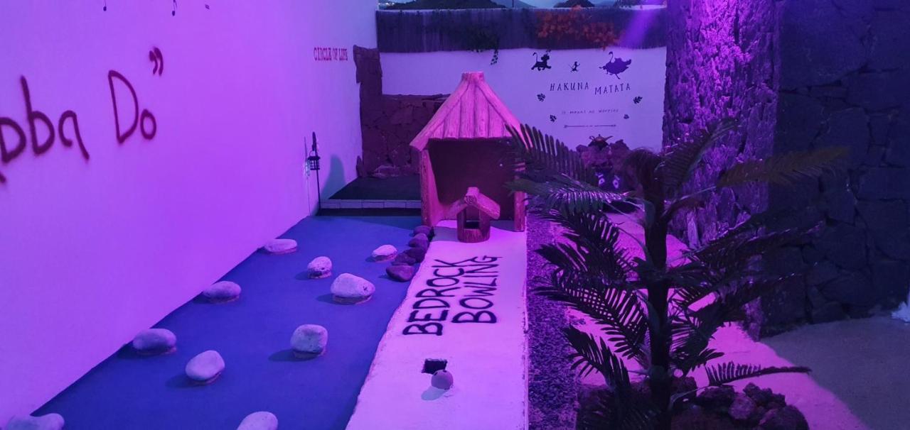 Fun Family Villa-crazy Golf Course-heated Pool-cocktail Bar-jacuzzi-games Room-wifi &uk Tv
