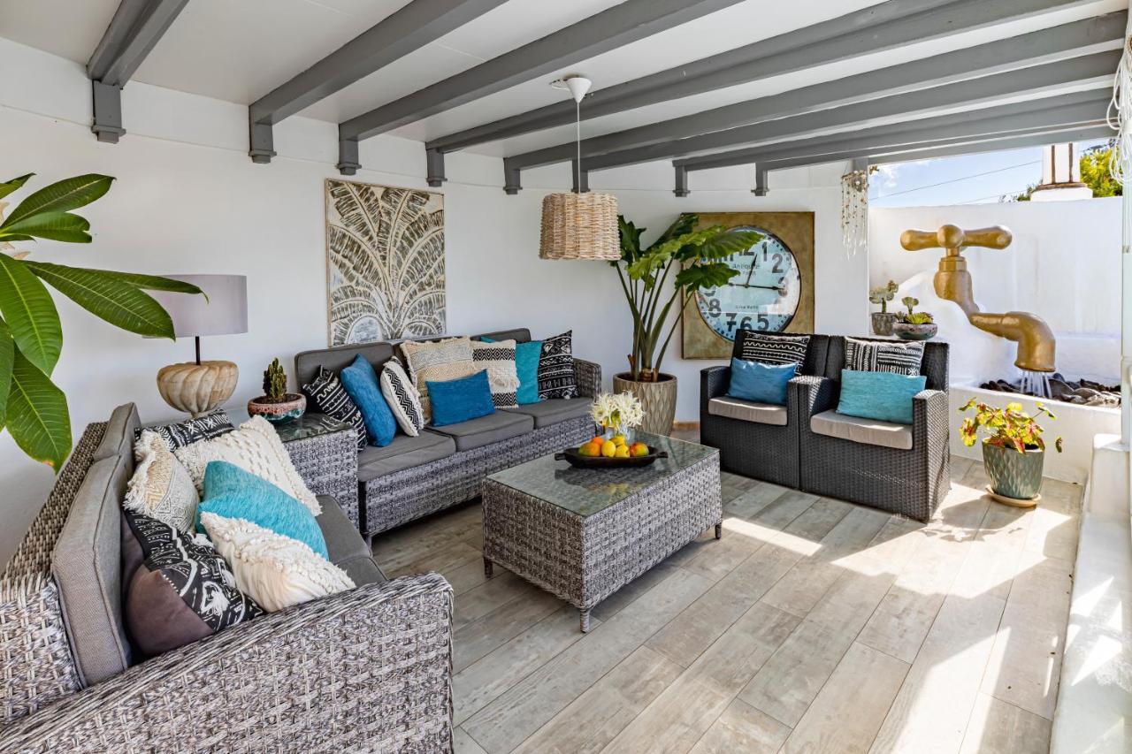 Deluxe Designer Historic Via Lactea, Panoramic Sea Views, Own Private Heated Pool And Subtropical Garden Villa *