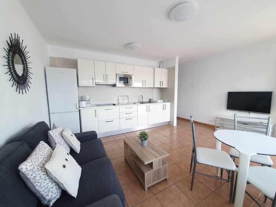 Costa Mathilda Apartment Tias