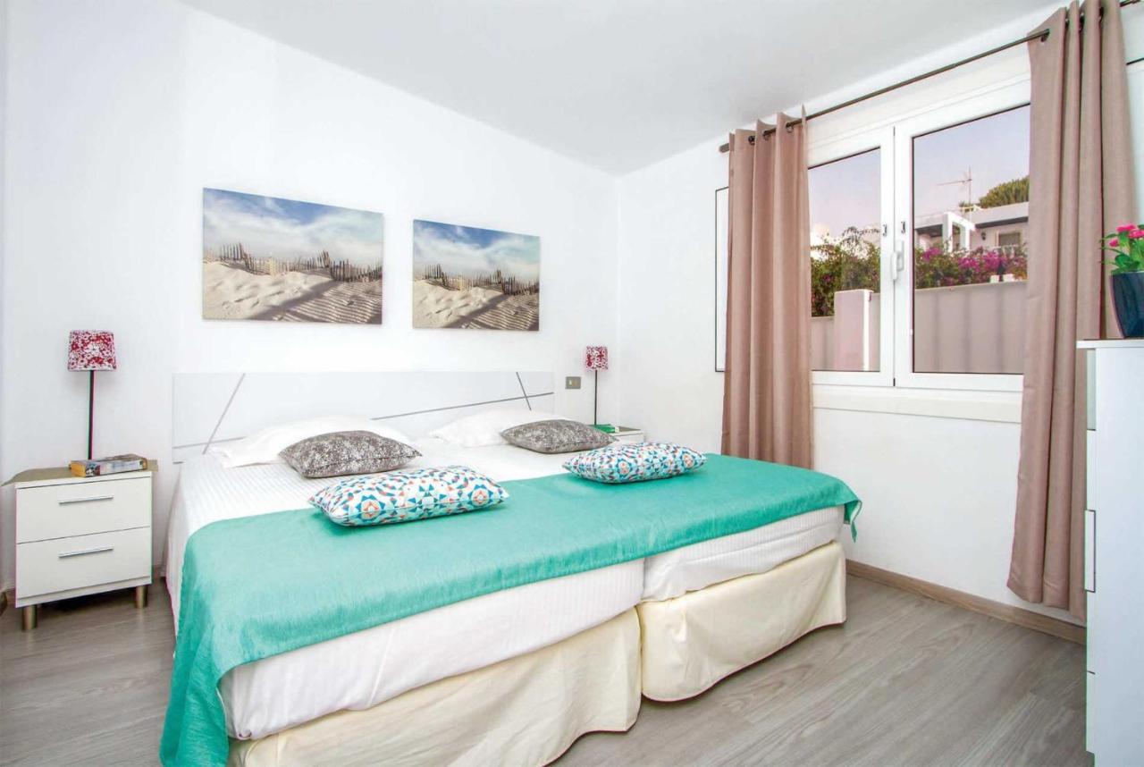 In Puerto Del Carmen W- Villa