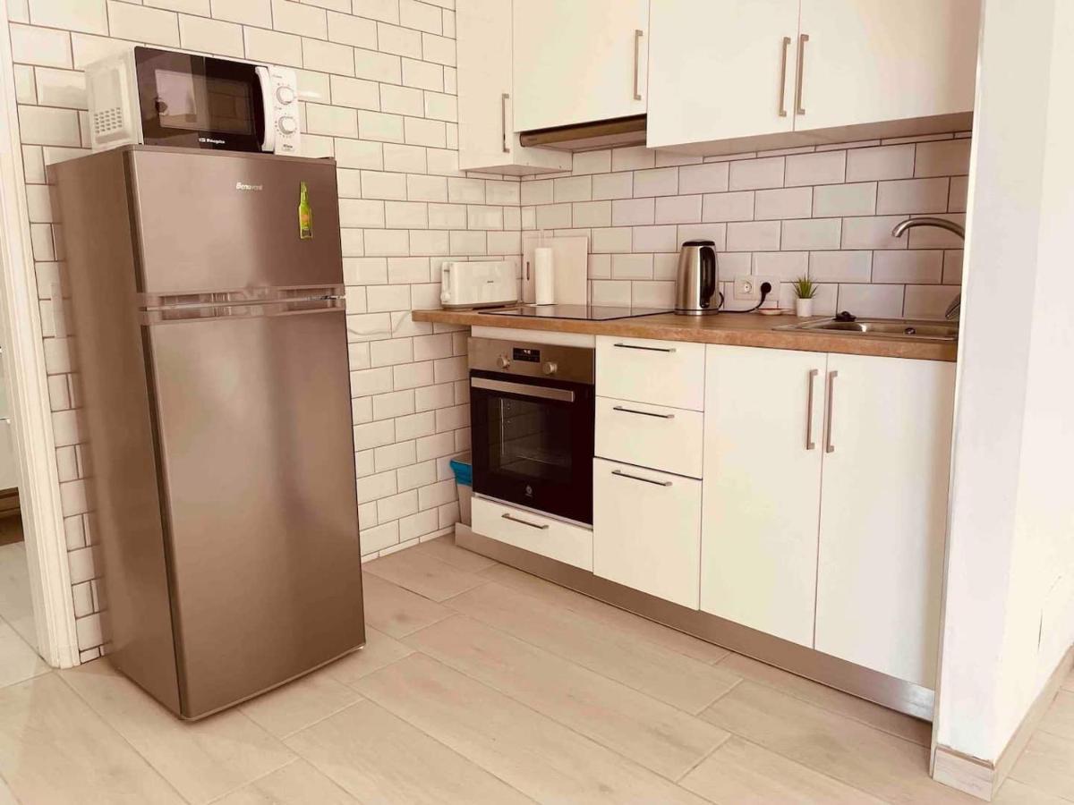 Apartment Luna -modern One Bedroom In Puerto Del Carmen