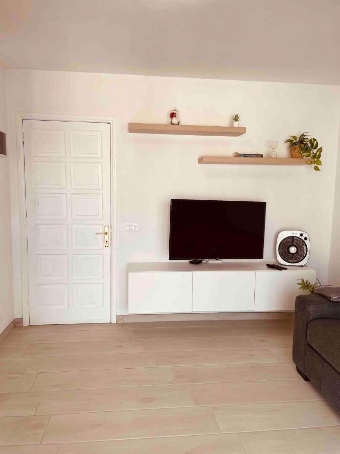 Luna -modern One Bedroom In Puerto Del Carmen Apartment