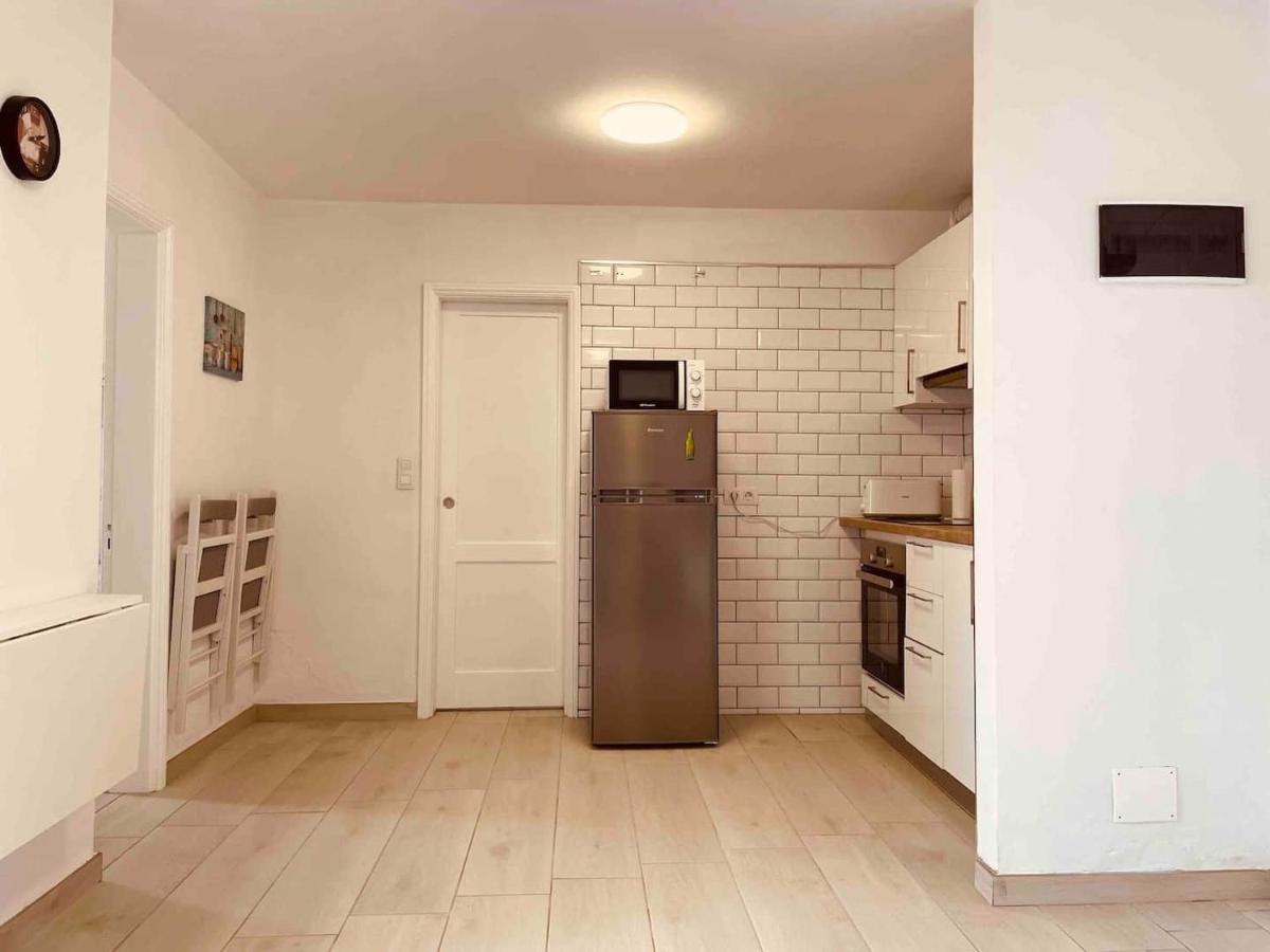 Luna -modern One Bedroom In Puerto Del Carmen Apartment