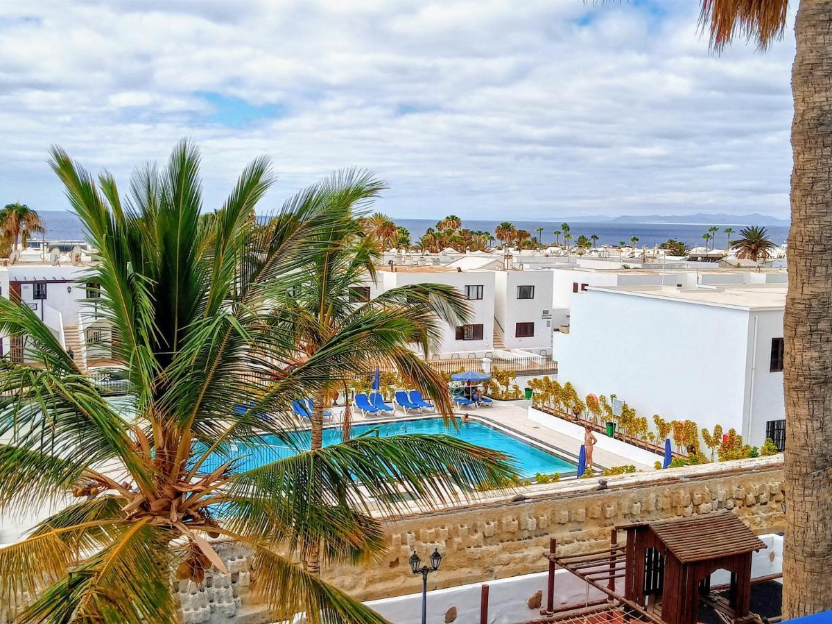 Apartment Aguazul - A Pie De Piscina Y Vistas Al Mar Puerto del Carmen (Lanzarote)
