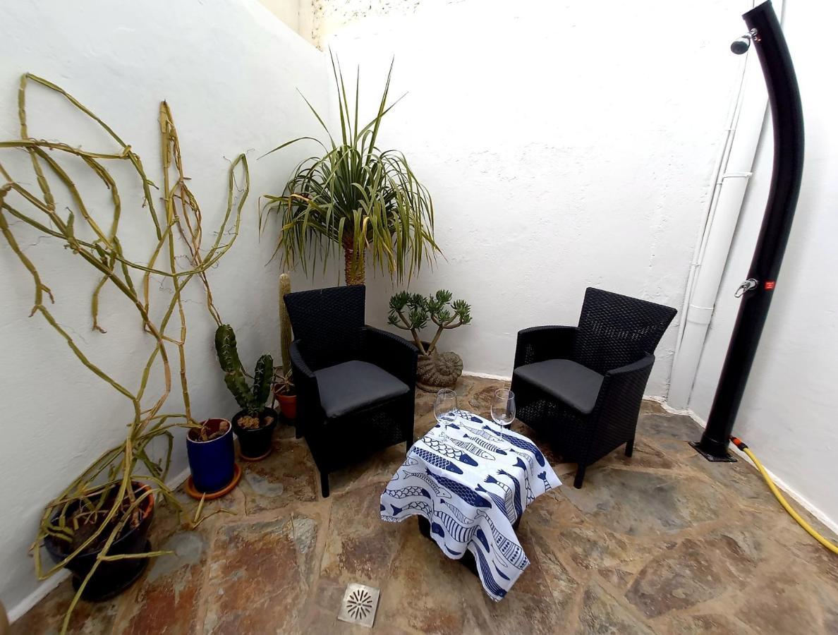Casa Pescado A La Sombra De Un Drago * Arrecife (Lanzarote)