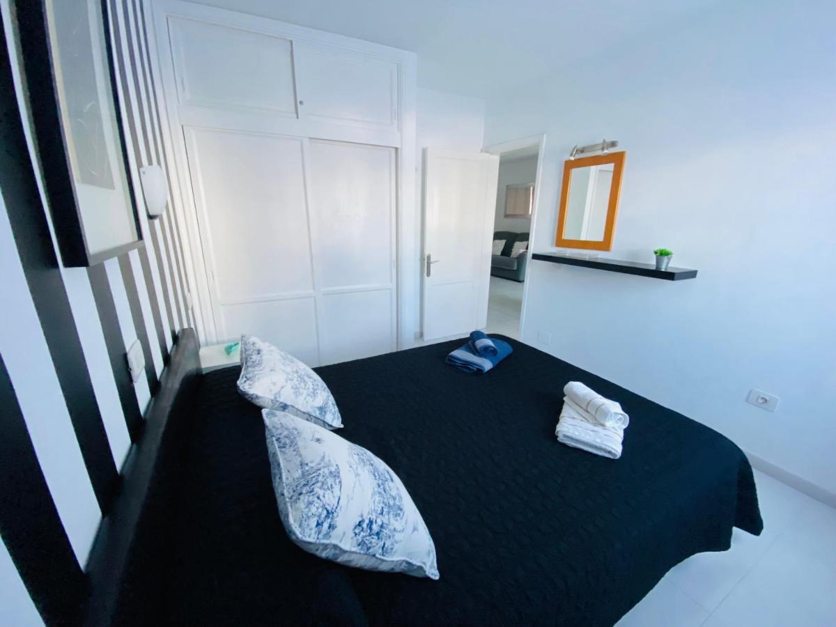 Apartment Aguazul - A Pie De Piscina Y Vistas Al Mar