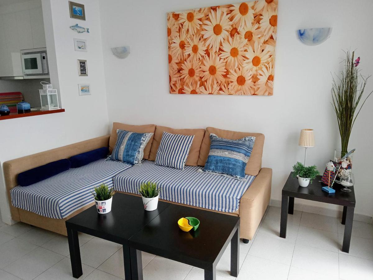 Apartment Aguazul - A Pie De Piscina Y Vistas Al Mar