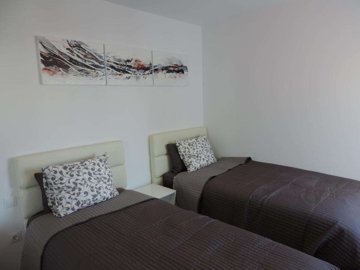 Gracioseros 209-2bed -1st Floor-a/c-uk Tv-wifi * Puerto del Carmen (Lanzarote)