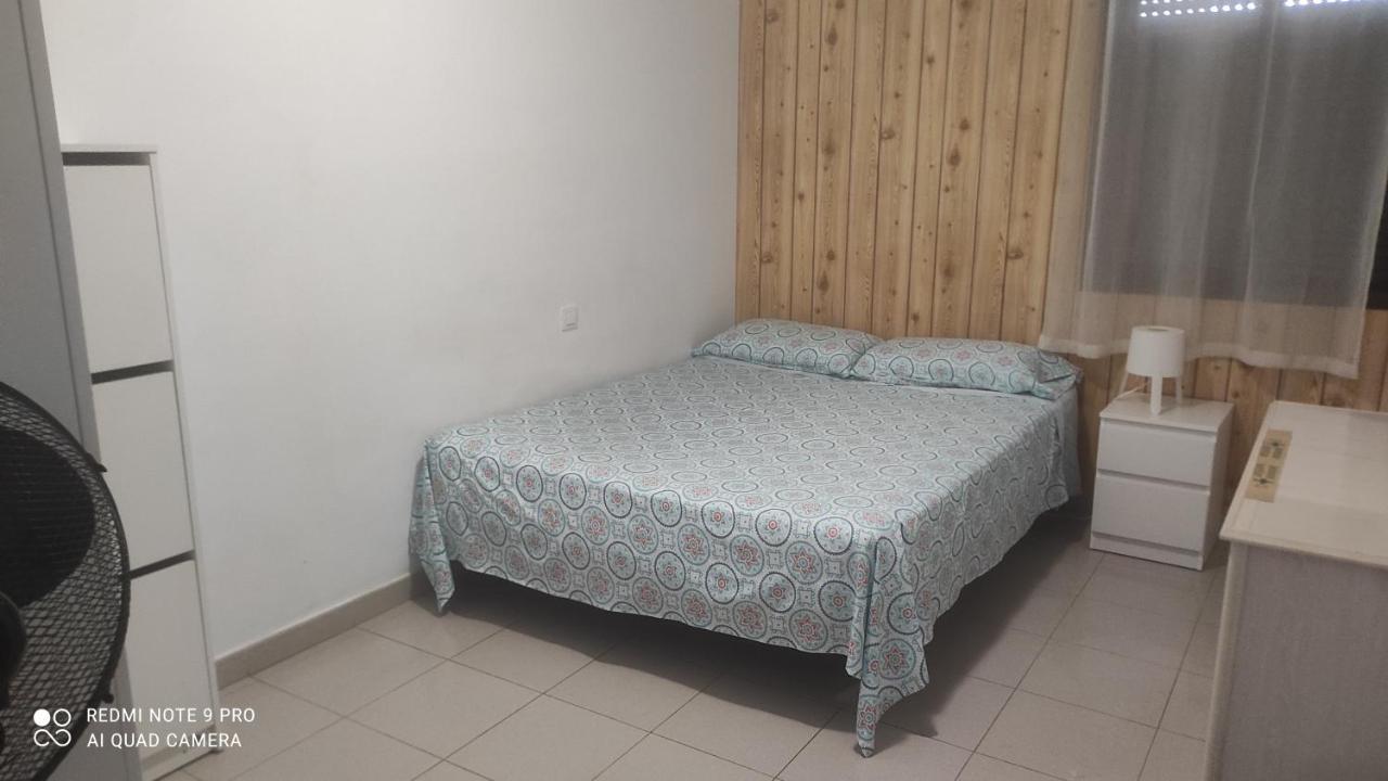 Vivienda Compartida Tajaraste Habitación en casa particular *