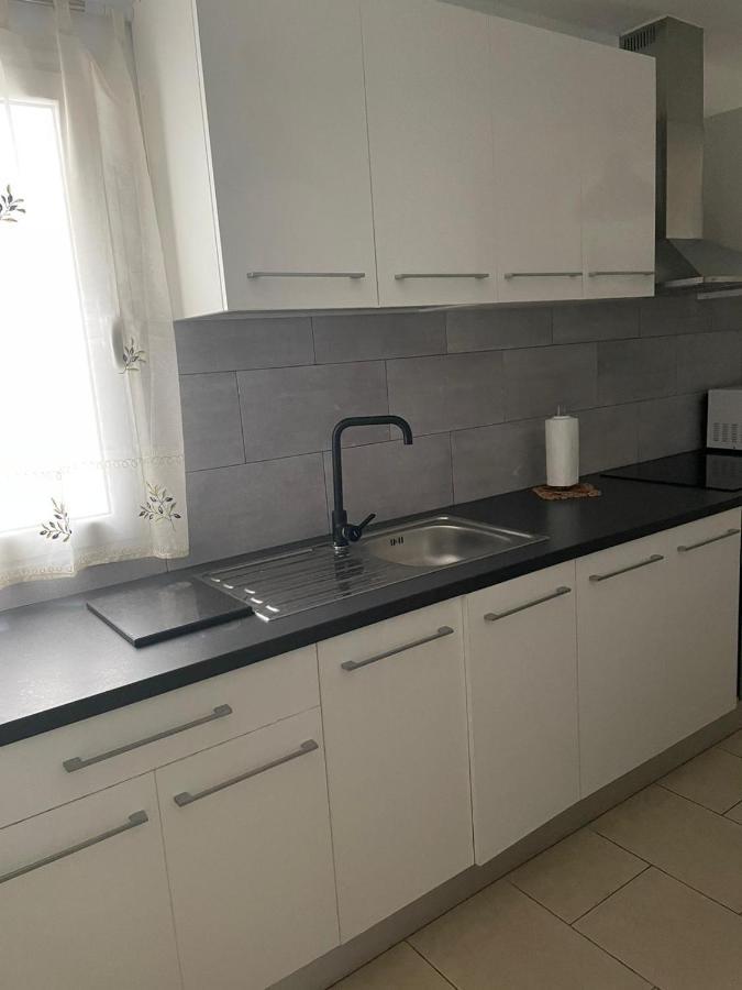 Carlota Ii Apartment *