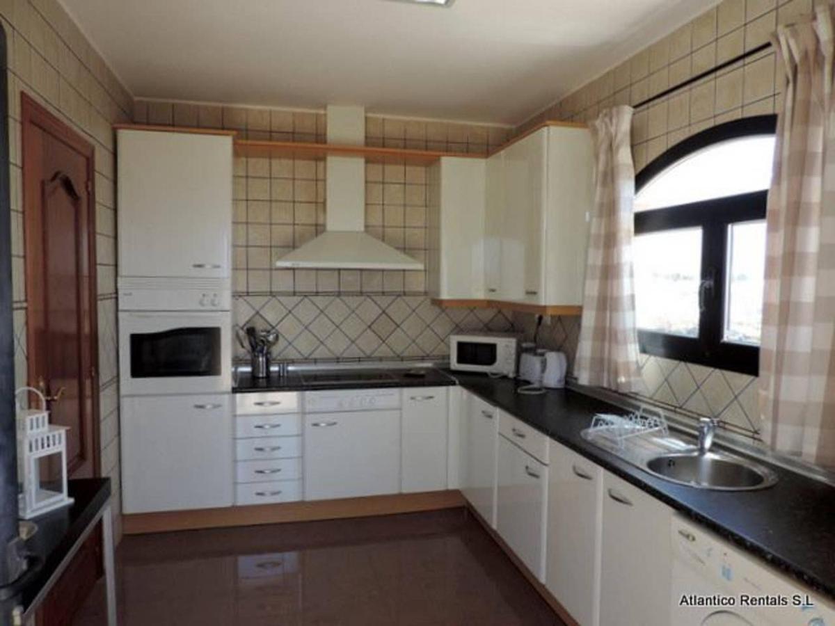 Riviera Park 10a- 1st Fl. - 2 Bed - Air Con- Wi-fi