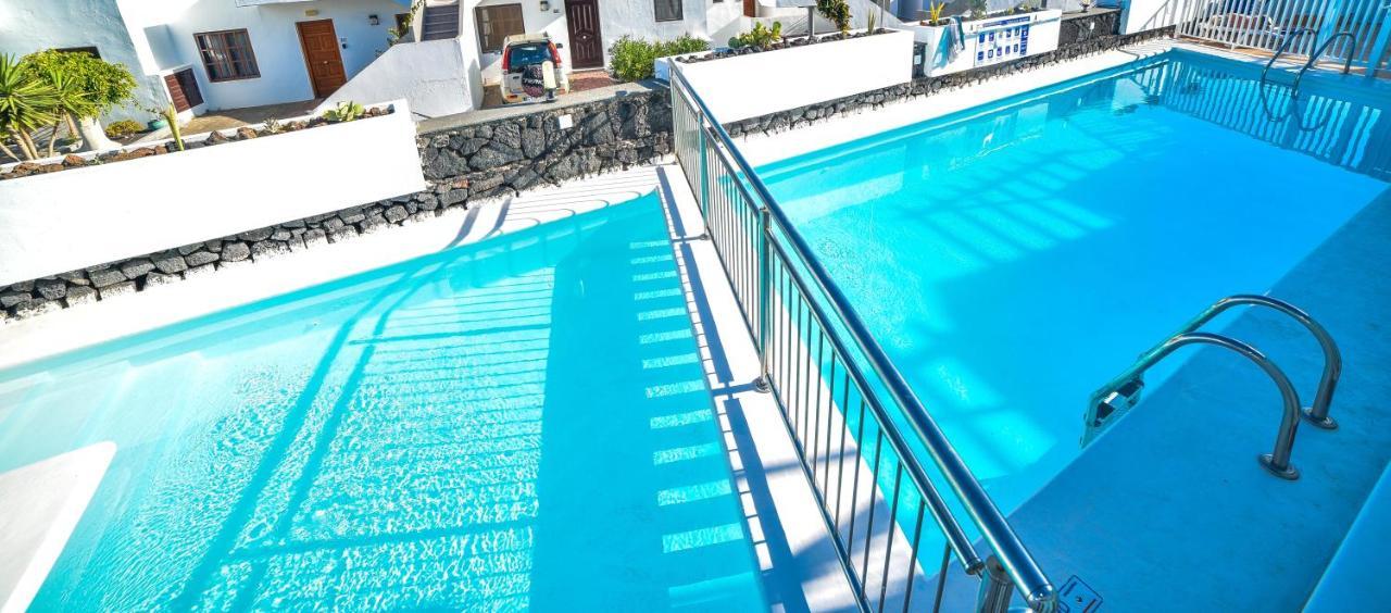 Precioso Con Piscina * Tías