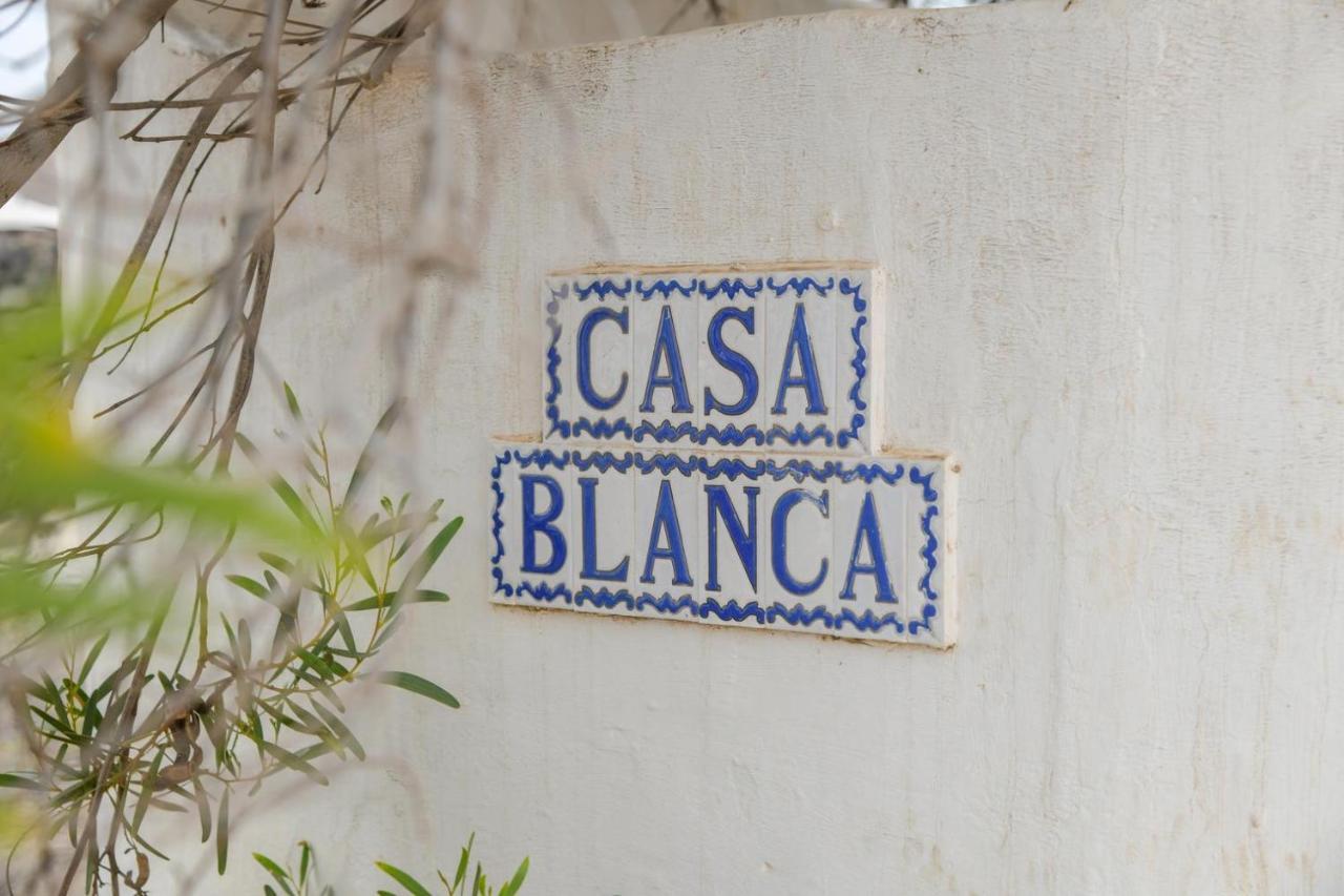 Casa Blanca Villa *
