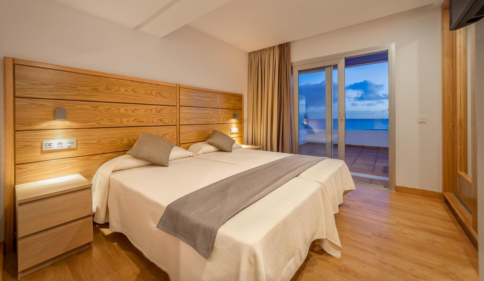 Lancelot Hotel 3*