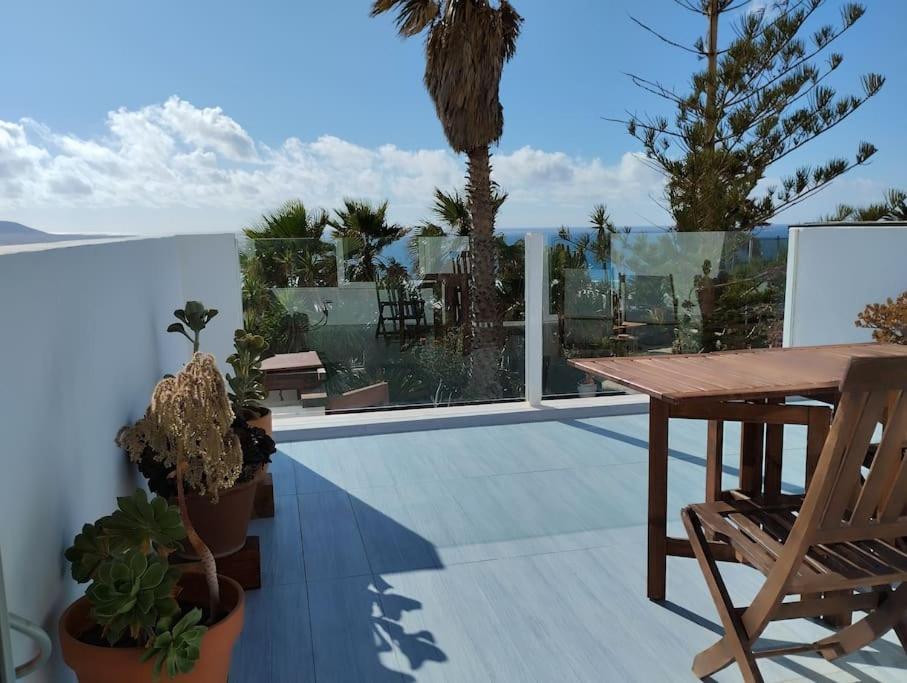 360 View To Ocean And Cliffs Apartment