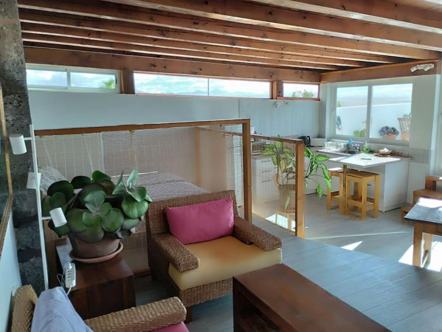 Apartment 360 View To Ocean And Cliffs